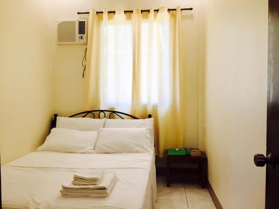Lindstrom'S Inn Panglao Eksteriør bilde
