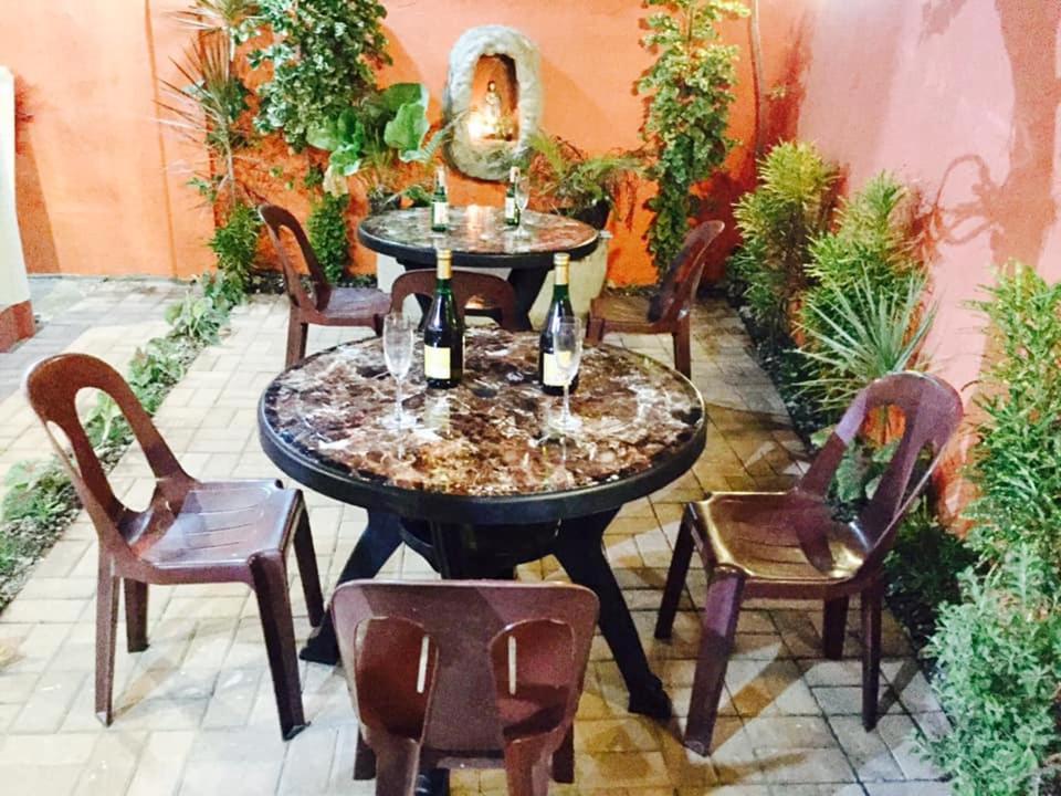 Lindstrom'S Inn Panglao Eksteriør bilde